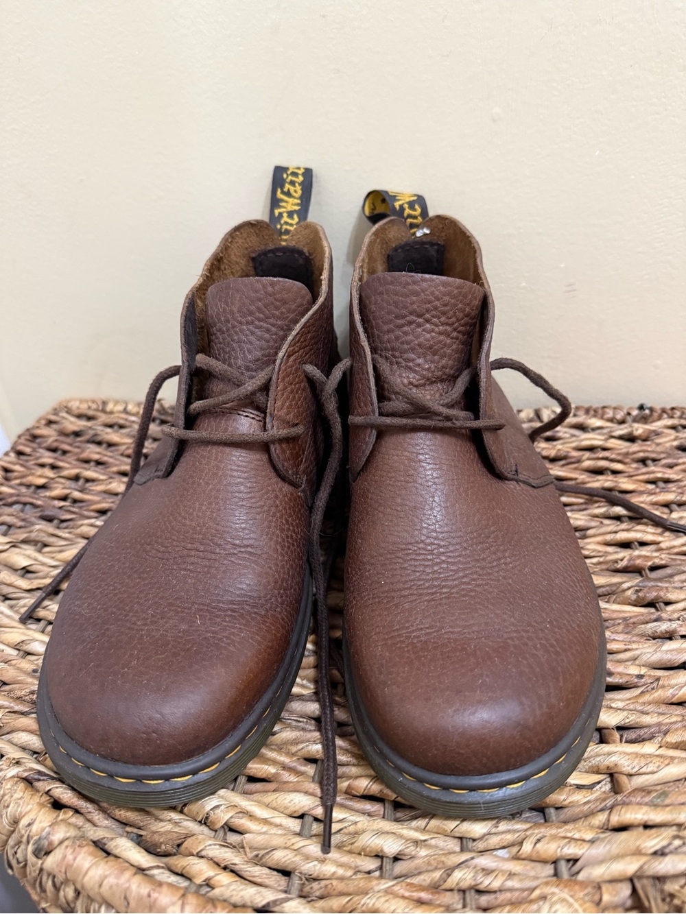 Dr. Martens Ember Brown Leather Chukka Boots sz 9
